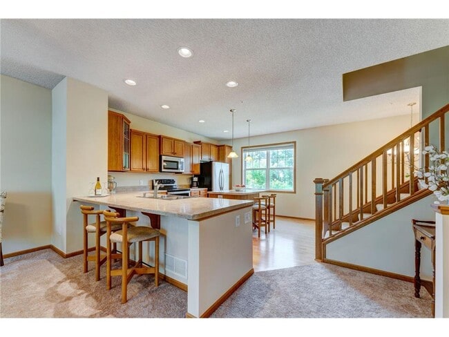 Building Photo - 11939 Emery Village Dr N