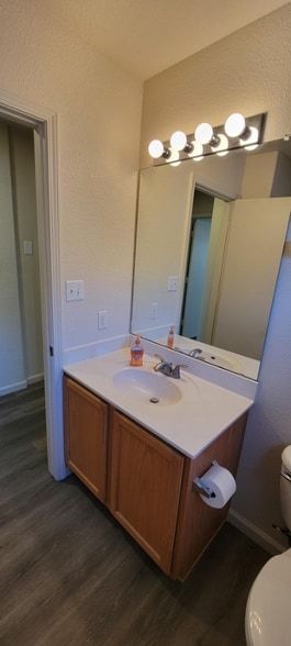 Building Photo - 740 Autumn Meadows Dr