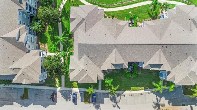 Building Photo - 2300 Butterfly Palm Way