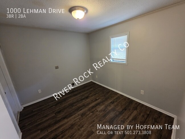 Building Photo - 1000 Lehman Dr