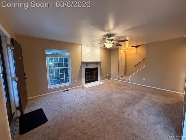 Building Photo - 44585 N Bunker Hill Dr