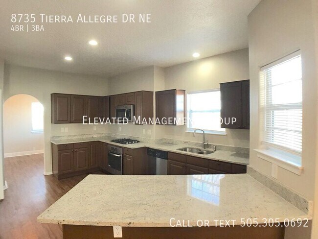 Building Photo - 8735 Tierra Alegre Dr NE