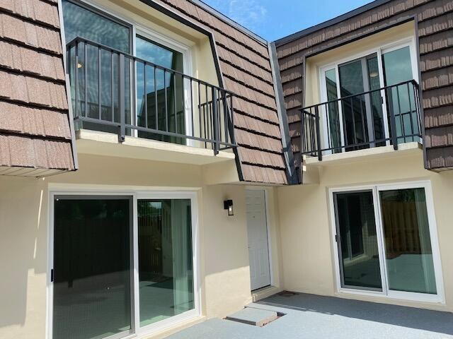 Building Photo - 1212 Vista Oaks Cir NE