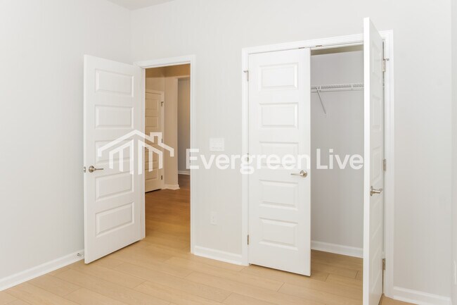 Building Photo - 124 Stockholm Ln