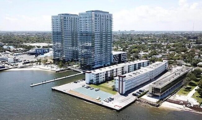 Building Photo - 4500 N Flagler Dr