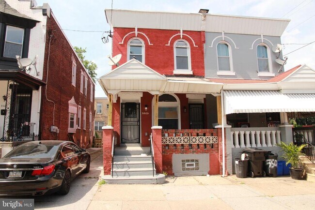 Building Photo - 5503 W Girard Ave