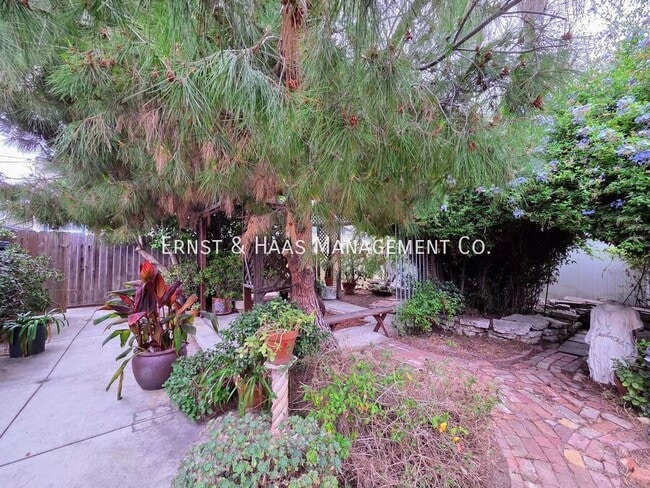 Building Photo - 1330 Ximeno Ave