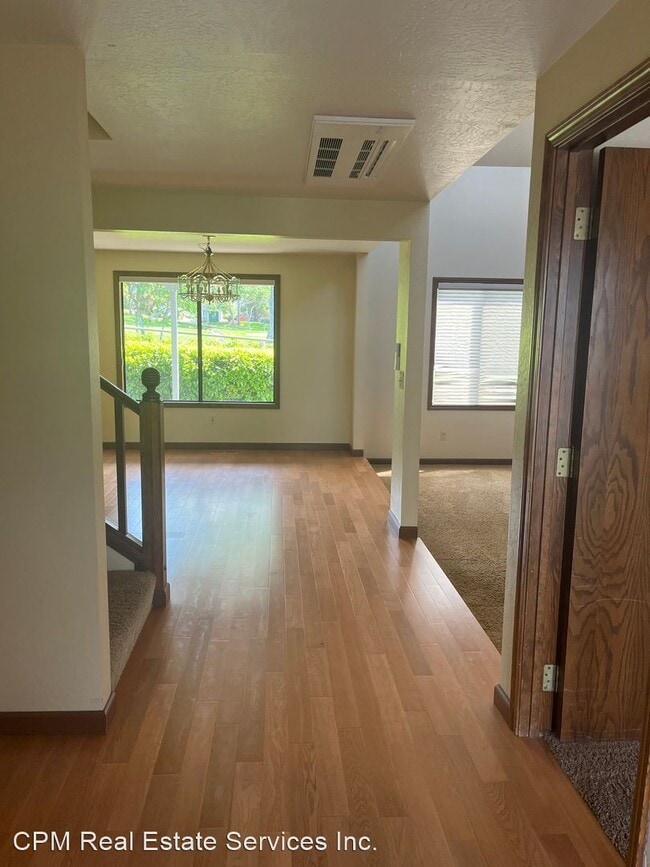 Building Photo - 3 br, 2.5 bath House - 2408 Heritage Way