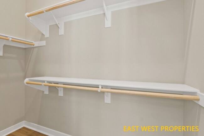 Building Photo - 25 Stetson St