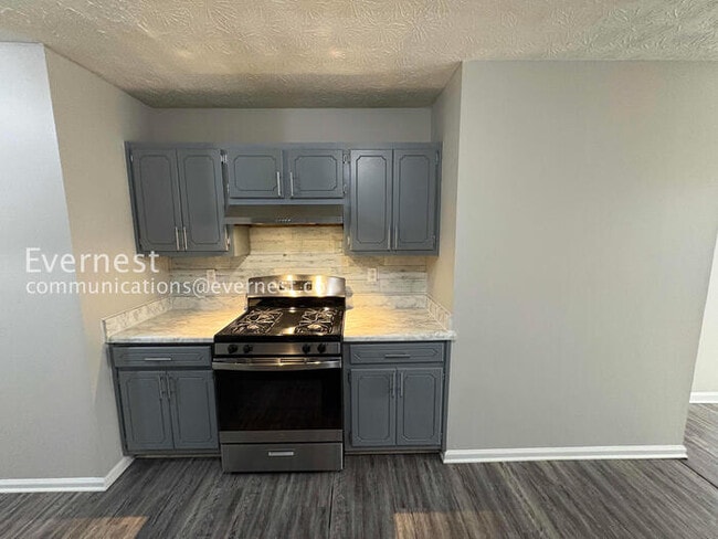 Building Photo - 130 Summerfield Dr