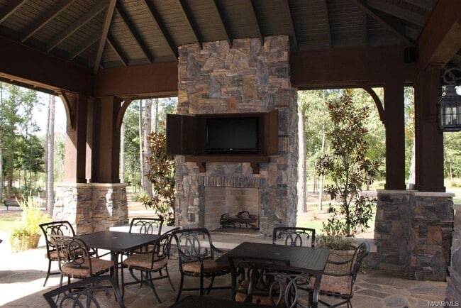 Building Photo - 9800 Bluestone Cir