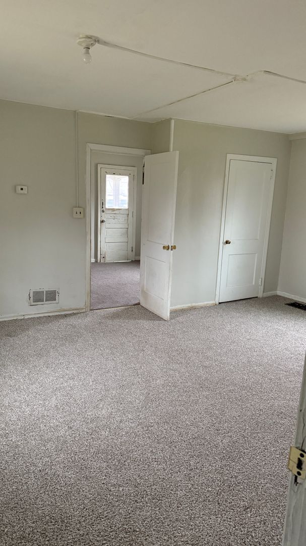 Building Photo - Cozy 1 bed 1 bath singly family home!