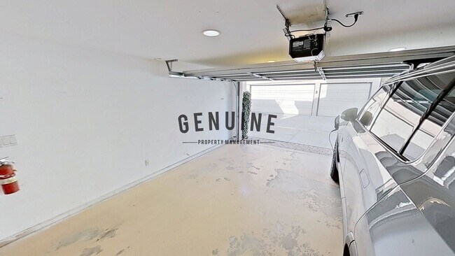 Building Photo - 1224 W Balboa Blvd