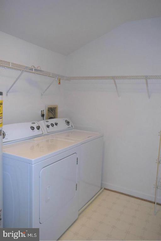 Building Photo - 12249 Fairfield House Dr