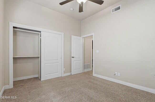 Building Photo - 11441 Victor Flores Pl