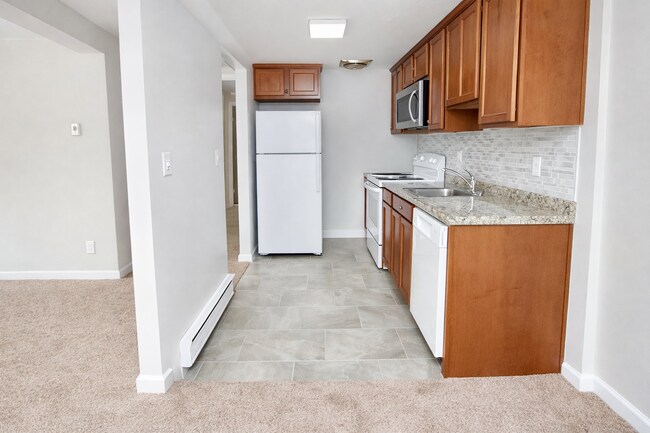 Interior Photo - PARK MANOR -- 183