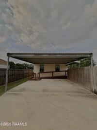 Building Photo - 113 Glenfield Dr