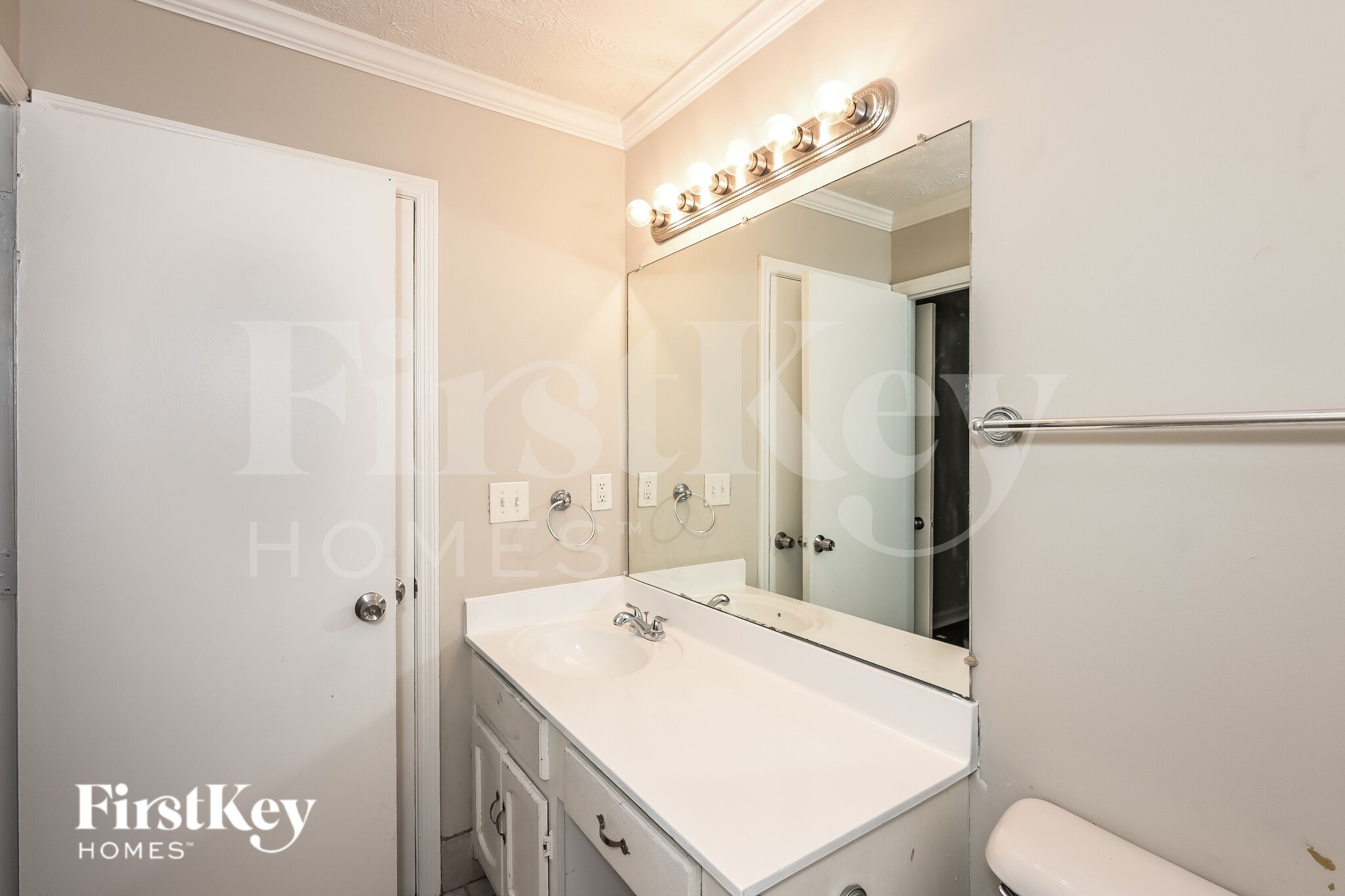 Building Photo - 652 Sunfield Dr NW