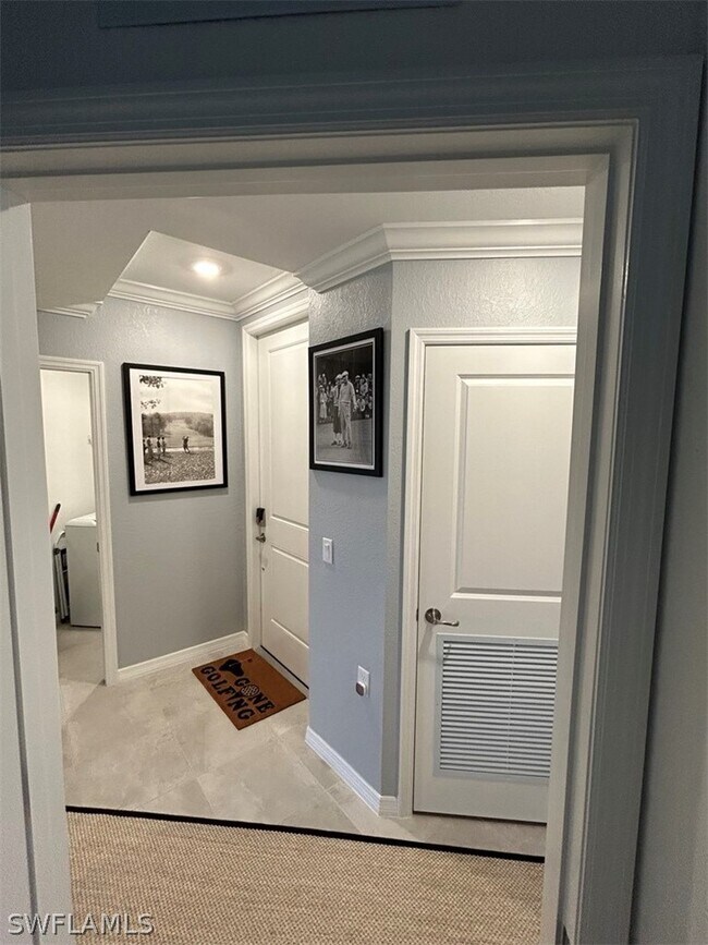 Building Photo - 15375 Grn Acrs Ave