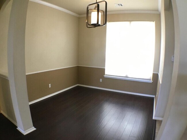 Building Photo - 18001 Montoro Way