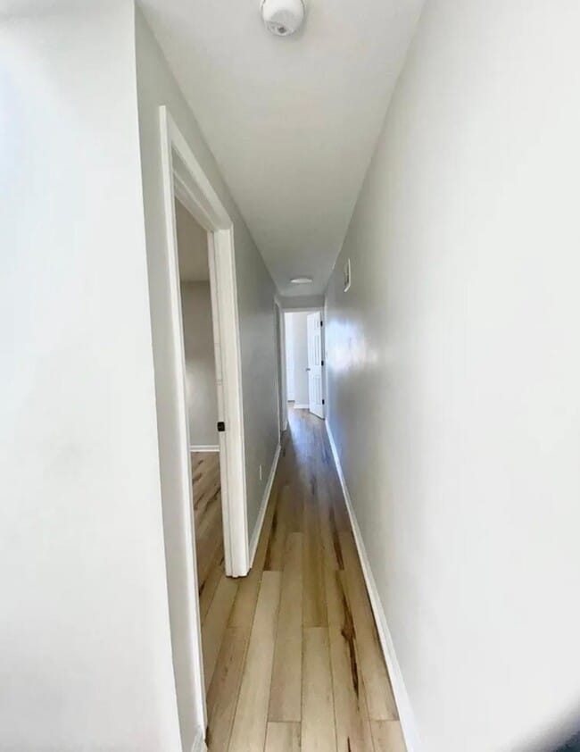 Building Photo - 203 N Patterson Park Ave