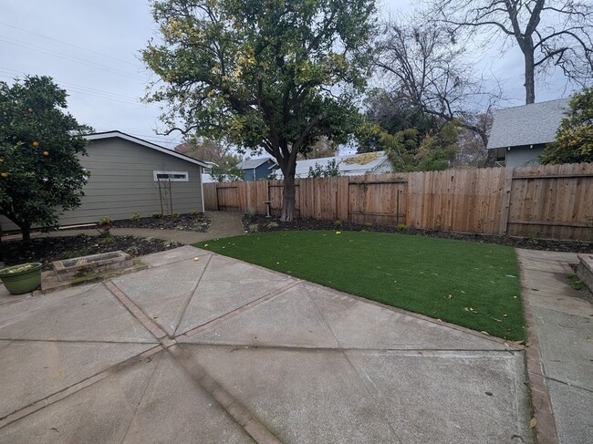 Building Photo - 312 Irene Ave