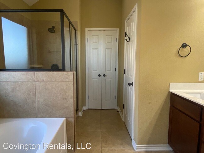 Building Photo - 4 br, 2 bath House - 716 Copper Ridge Loop