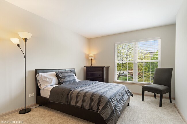 Building Photo - 1085 Red Clover Dr