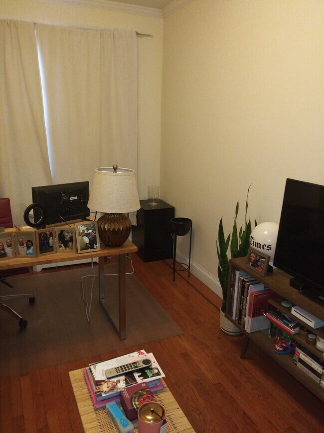 living room - 1738 Dekalb Ave