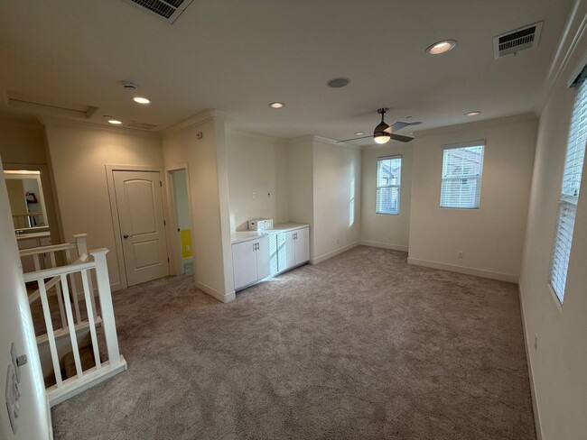 Building Photo - 3 bedroom | 2.5 bathroom | Single family home in North Natomas