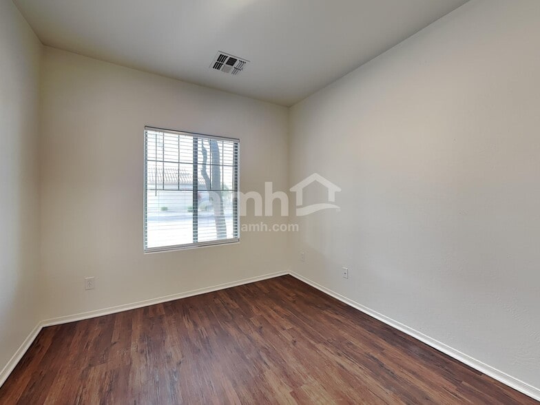Building Photo - 18203 W Townley Ave
