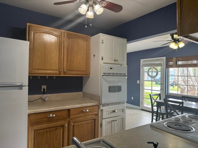 Building Photo - 2258 St Dunston Ln