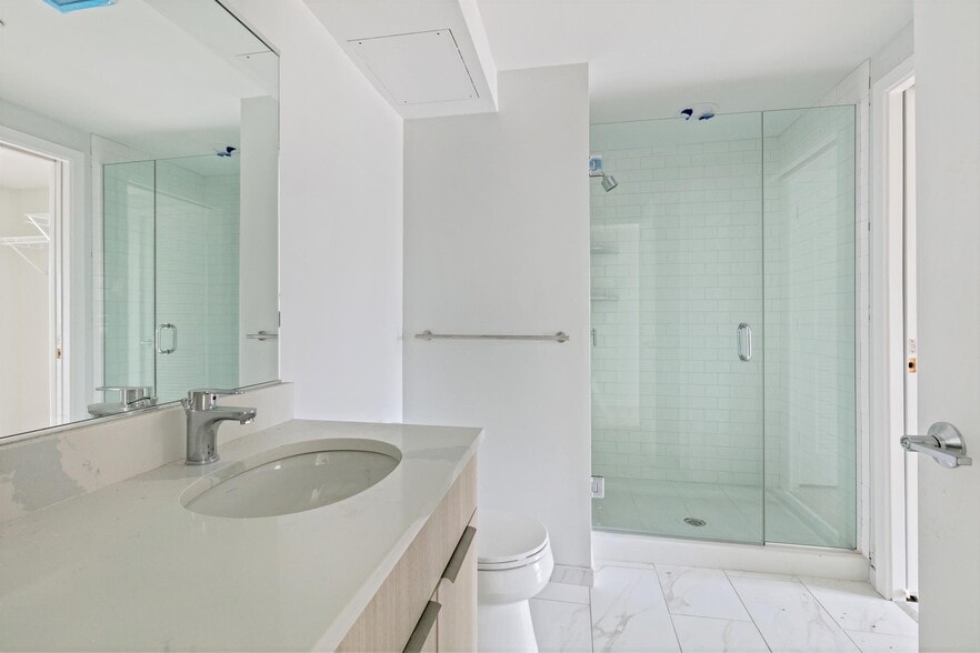 Building Photo - 16 Soden St