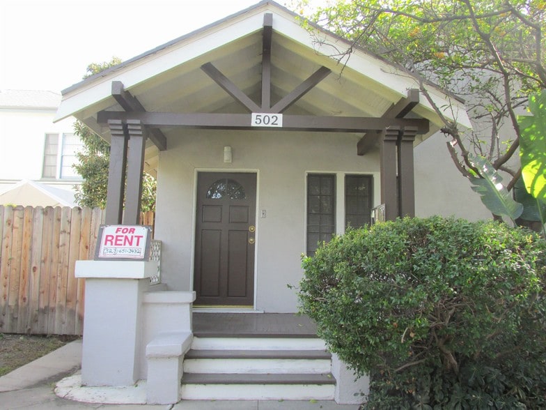 Front porch - 502 N Vista St