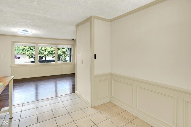 Building Photo - 11055 Ruckle St