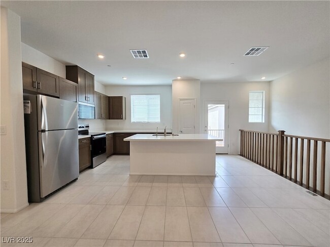 Building Photo - 5717 CRENELLATED St