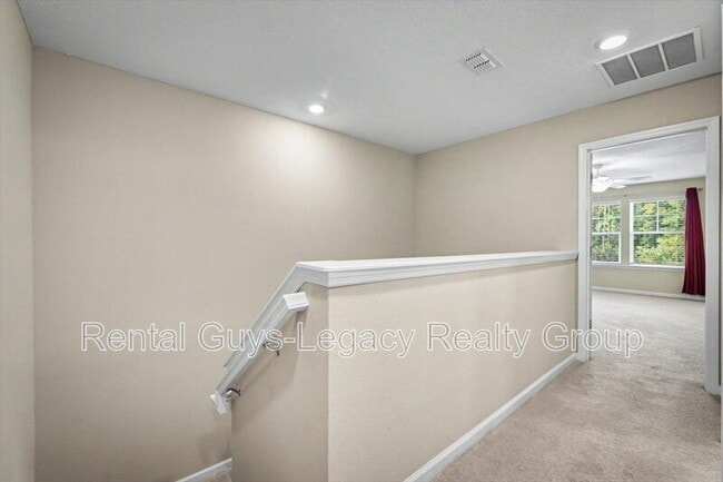 Building Photo - 10323 Alder Creek Ln