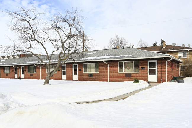 Primary Photo - Meadow Lane Apartments