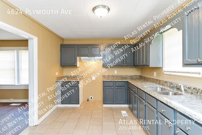 Building Photo - 4624 Plymouth Ave