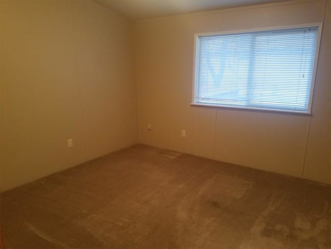 Building Photo - 12858 Onyx Dr