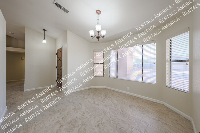 Building Photo - 8768 W Berridge Ln
