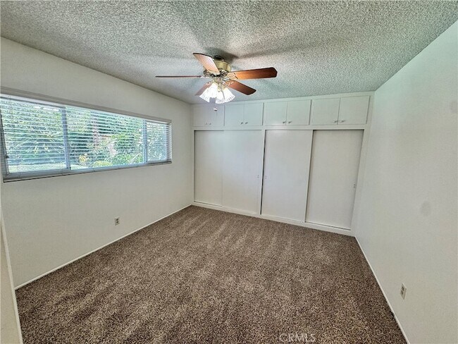 Building Photo - 509 California Dr