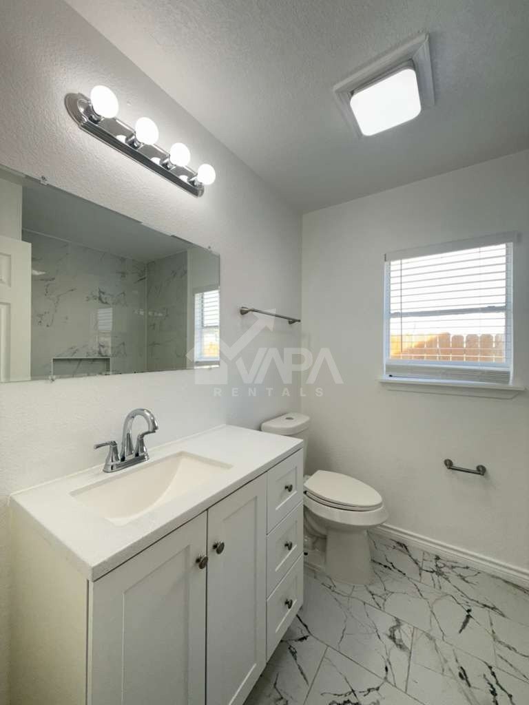 Building Photo - 6822 Raintree Forest