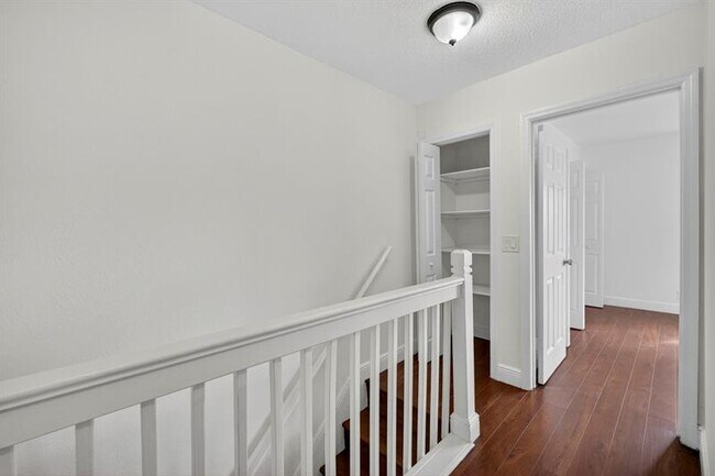 Building Photo - 7506 NW 75th St