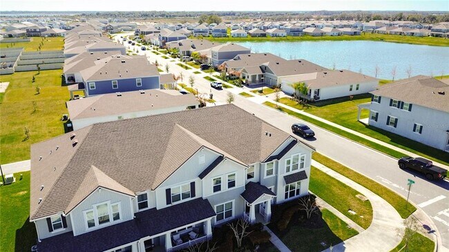 Building Photo - 2512 Blowing Breeze Ave