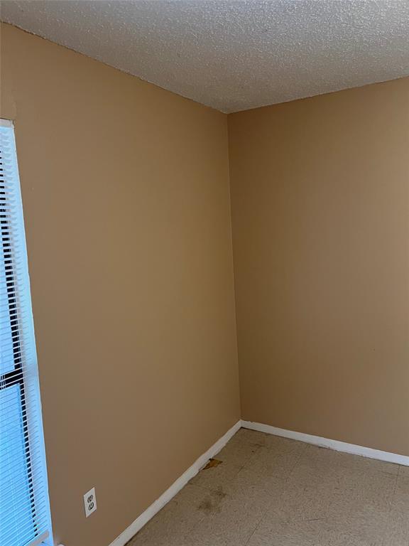 Building Photo - 5006 Coffee Cup Cove