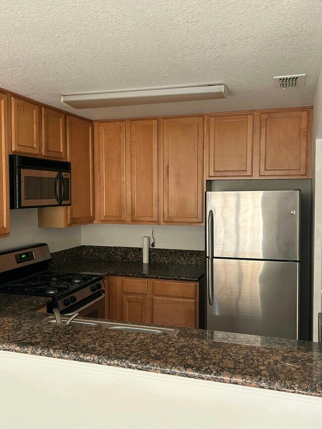 Building Photo - 11150 Trinity River Dr