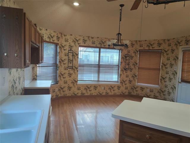 Building Photo - 9909 Belfort Dr