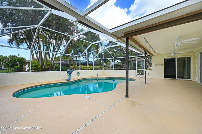 Building Photo - 296 Sandy Run