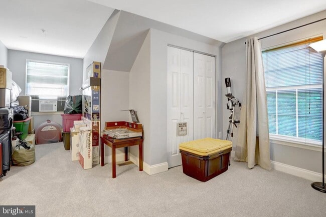 Building Photo - 3825 Watkins Mill Dr